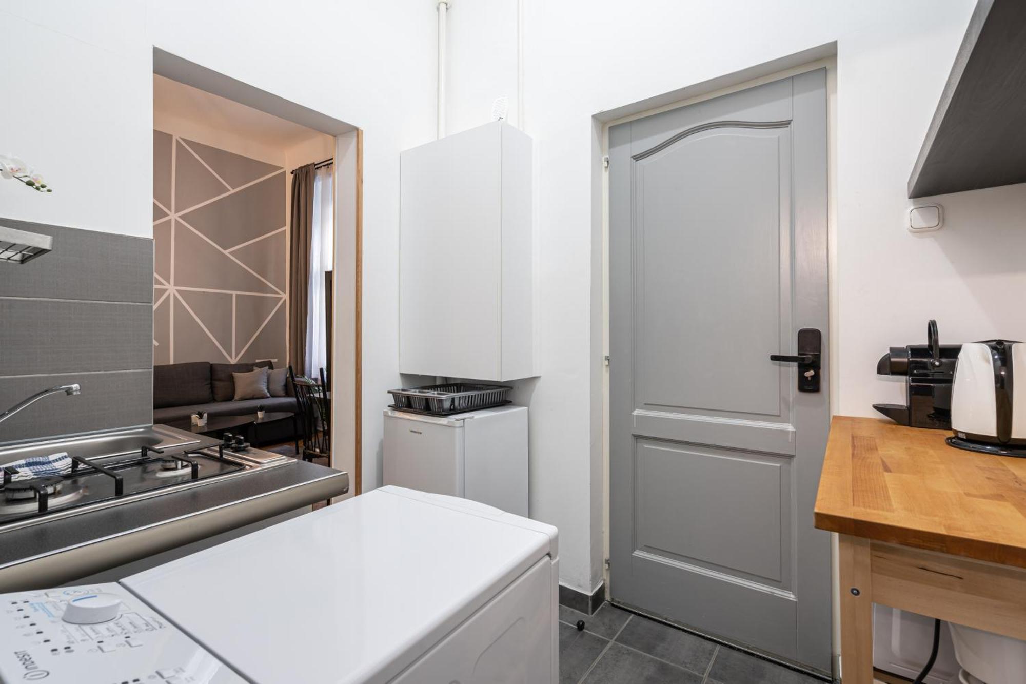 B8 - Grand Boulevard Cozy Apartment - Best Location By Bqa Βουδαπέστη Δωμάτιο φωτογραφία