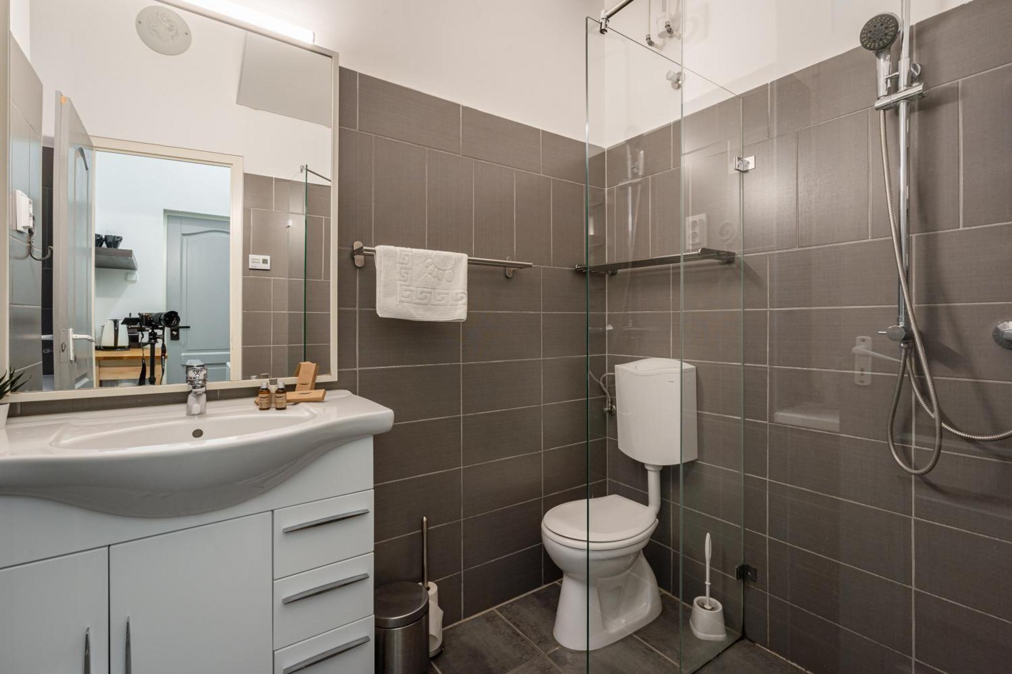 B8 - Grand Boulevard Cozy Apartment - Best Location By Bqa Βουδαπέστη Δωμάτιο φωτογραφία